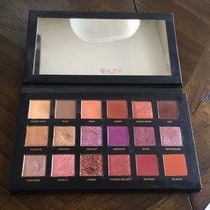 Desert Dusk Huda Beauty Palette ✨🌵